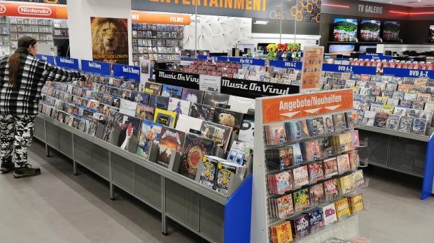 CDs DVDs und Schallplatten