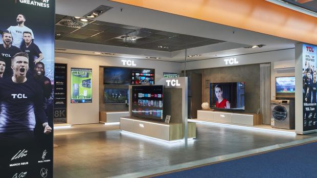 TCL eröffnet neue Shop-in-Shop-Fläche in Hamburger Saturn