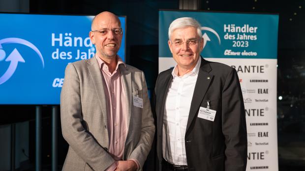 Jan Uebe, Chefredakteur CE-Markt, und Karl Trautmann, Vorstand ElectronicPartner.